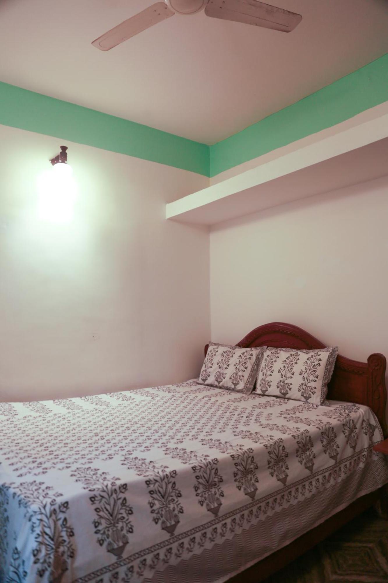 Kumbaya Beachside Hostel & Apartments At Arambol Beach المظهر الخارجي الصورة